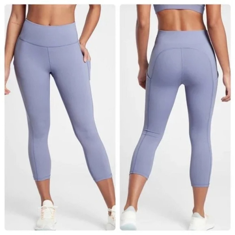 Athleta ultimate stash pocket capri lavender purple